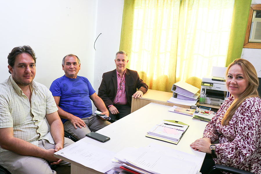 Reunión con Presidente de la Comisión del Barrio Janssen