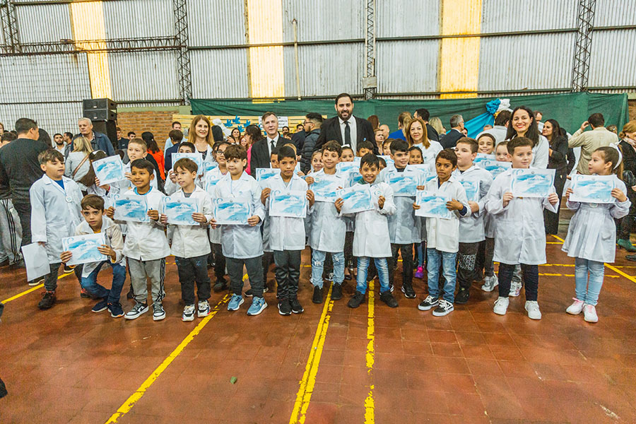Felicitamos a todos los niños que realizaron la Promesa de Lealtad a la Bandera