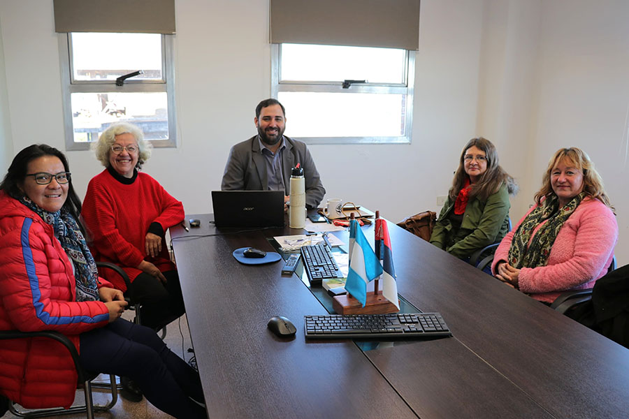Reunión con integrantes de de la Asociación Civil de Masajistas y Esteticistas de Misiones