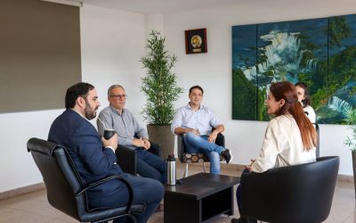 Reunión con la nueva delegada escolar del Departamento de L. N. Alem