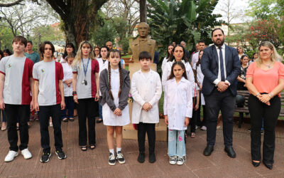 Acto en conmemoración al Día del Docente