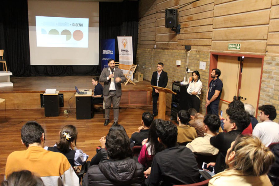 Se llevó a cabo en el ITEC la Jornada +DISEÑO en el marco de la Semana de la Industria