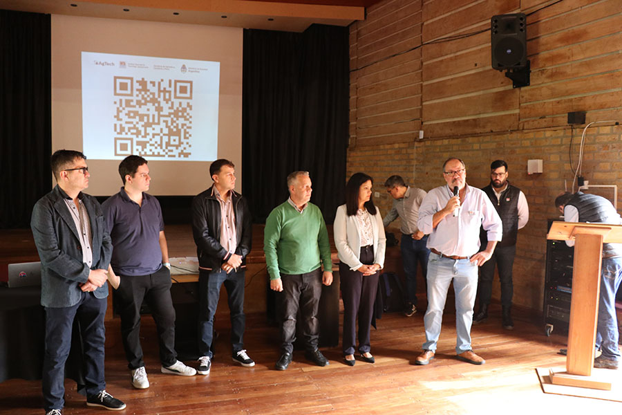 Taller de Capacitación en AgTech: Alfabetización en Tecnologías Emergentes para la Producción
