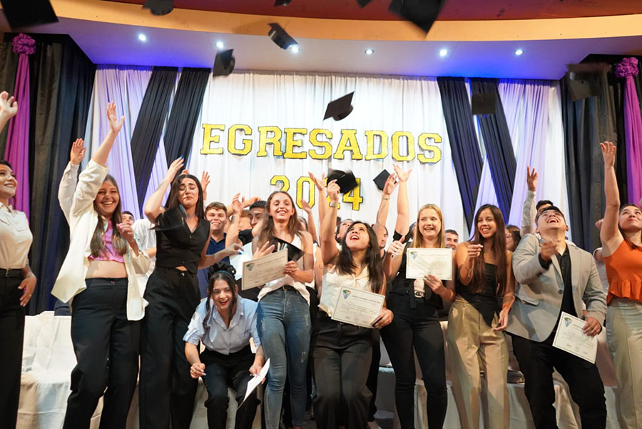Acto de Egresados del Nivel Superior en el Instituto Tecnológico Alem