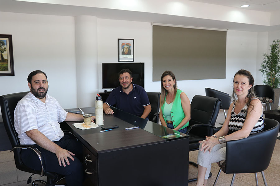 Planificando el Año en Formación y Ayuda para el Sector Industrial en la Ciudad