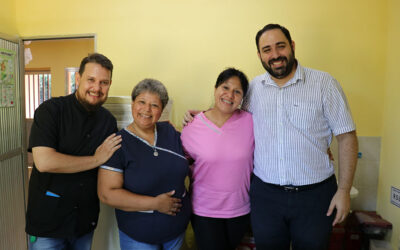 Saludamos a los agentes sanitarios en su día