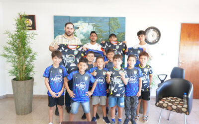 Entrega de Camisetas al Club Deportivo Rafaela