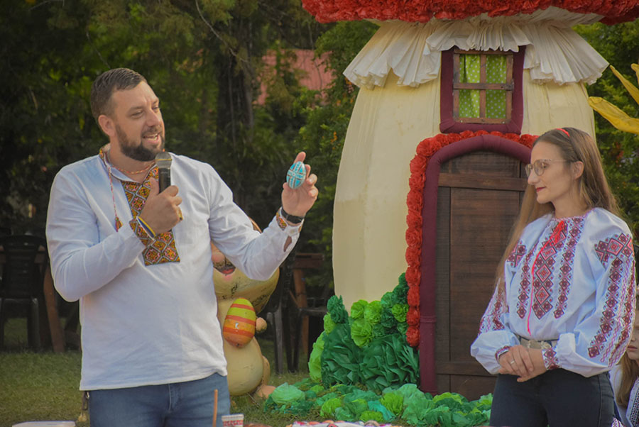Compartimos el Sábado Santo en el parque temático de la Semana Santa en Alem