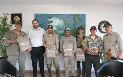 Entregamos nueva indumentaria al personal de maestranza municipal