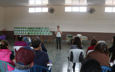 Fortaleciendo la producción local: charla informativa y entrega de bioinsumos