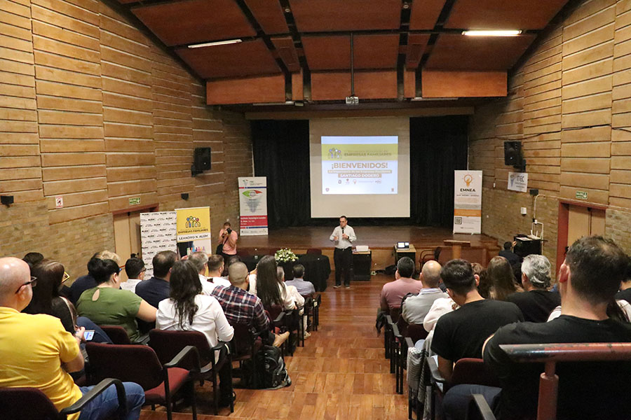 Leandro N. Alem fue sede del Primer Encuentro Provincial de Empresas Familiares