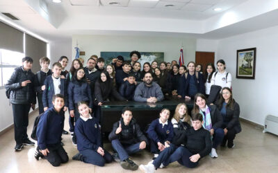Estudiantes del ISES visitaron el Centro Cívico