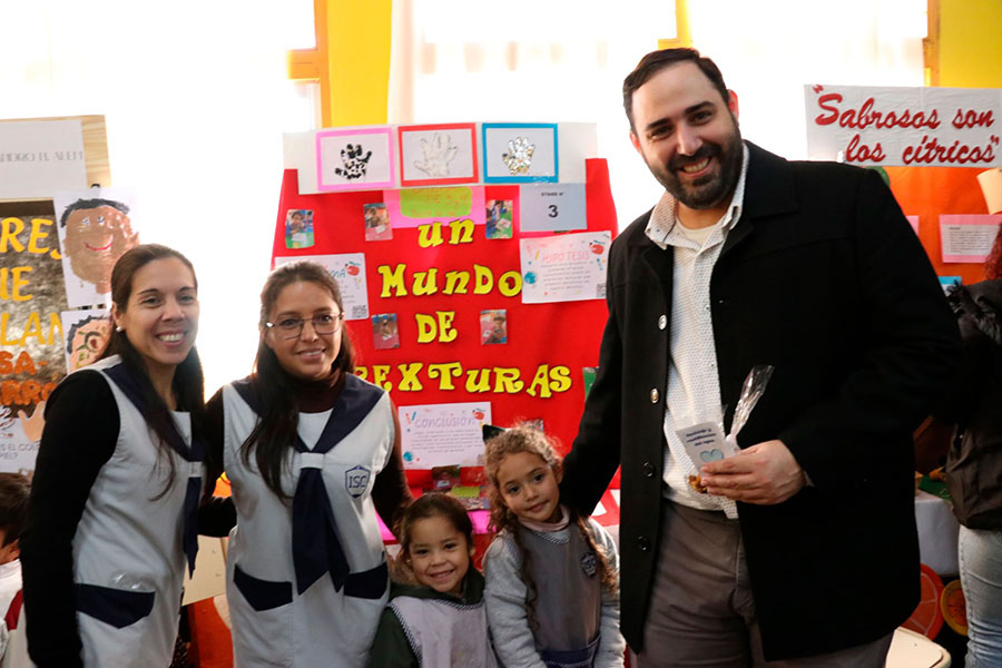 Muestra zonal de Feria de Ciencias y Tecnología en Alem