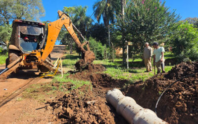 Avanzamos con trabajos de entubado en calle Salta