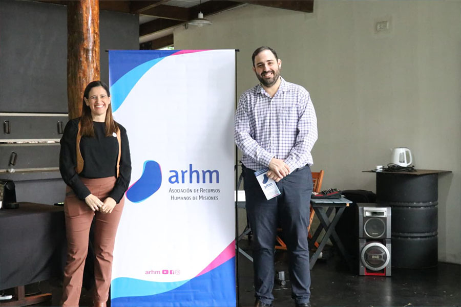 Alem fue sede de una charla sobre capacitación, empleo y recursos humanos