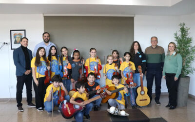 Las Orquestas Contrapunto y Resonancias realizaron una presentación en la Municipalidad