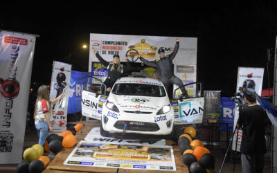 Largada simbólica del Gran Premio «Rumbo al Centenario»