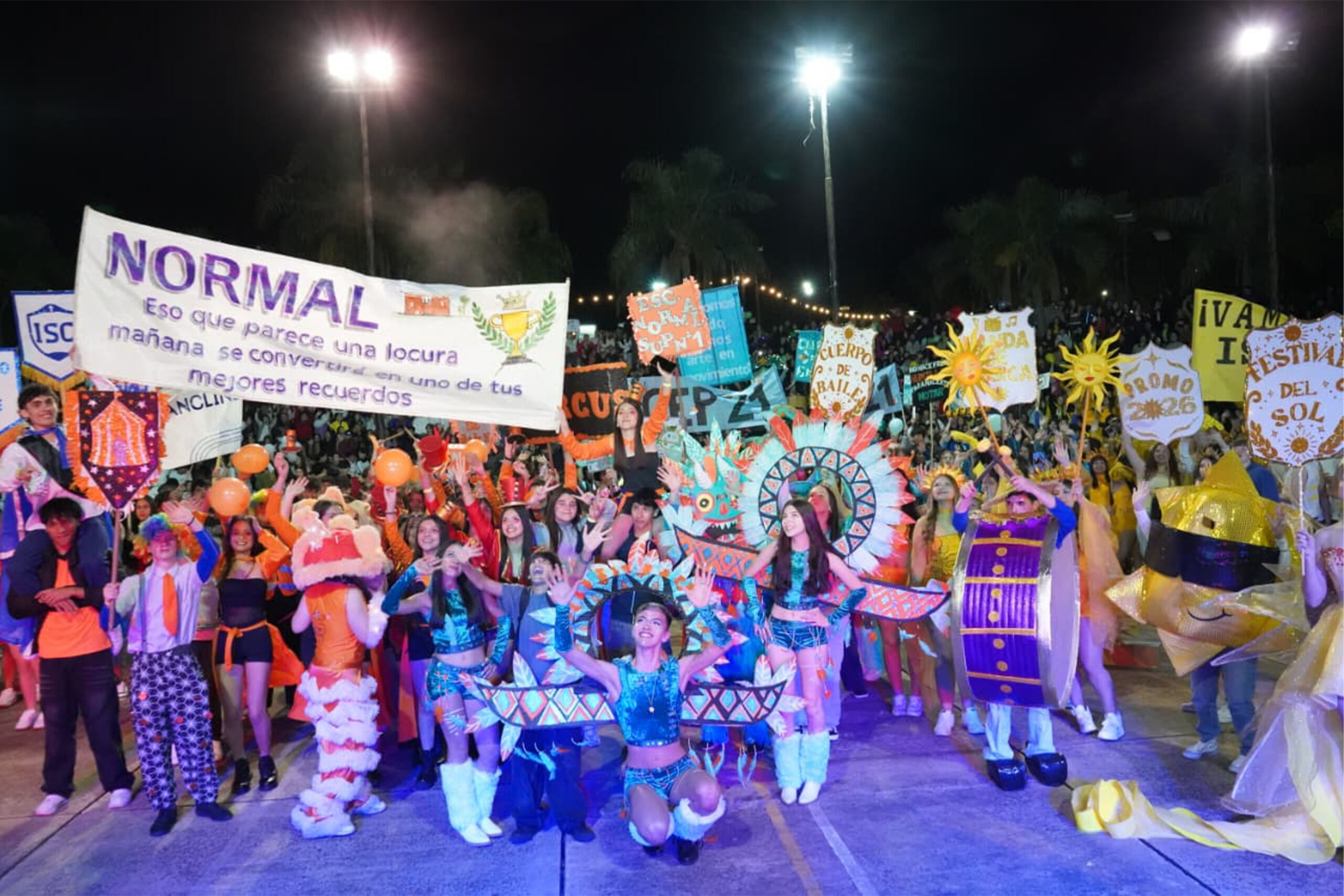 Desfile, batucadas y coreografías en la Estudiantina 2026