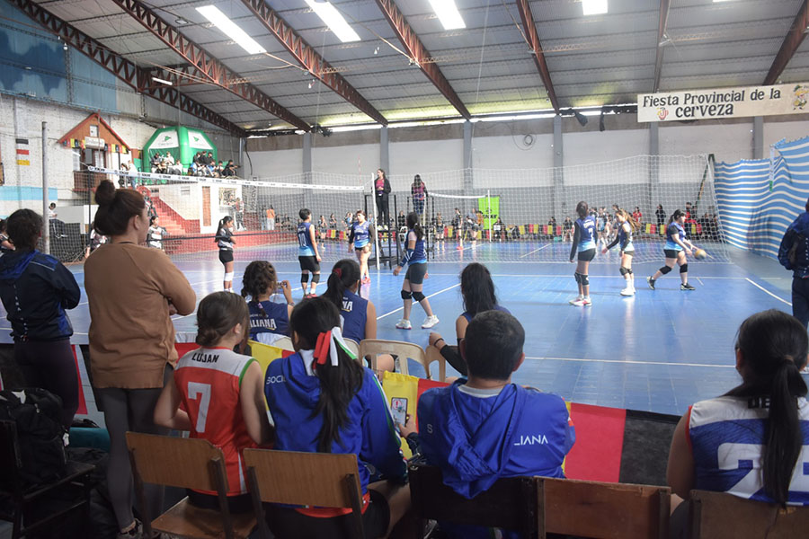 Torneo Nacional de Vóley “Creciendo Juntos”